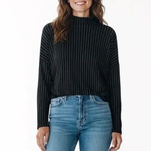 Aritzia Babaton Seaton Turtleneck Dotted Stripes Black Top Medium